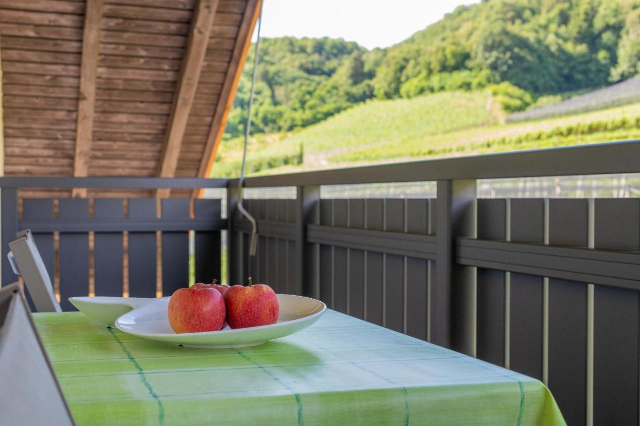 Bed and Breakfast Haus Stolz Eppan an der Weinstraße Exterior foto